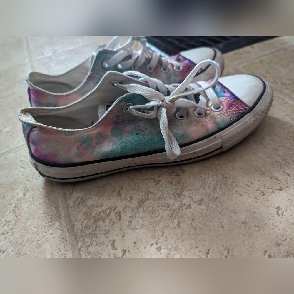 Converse